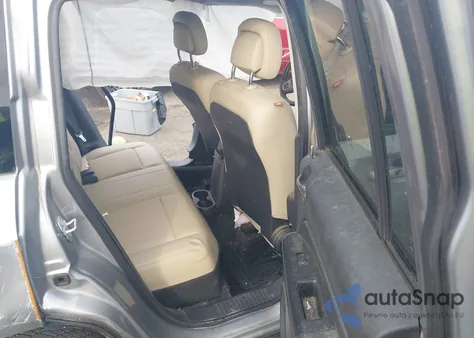 2016 Jeep Compass z USA, uszkodzony, nr VIN 1C4NJDBD9GD790393